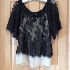 Karen Kane Top, Size Medium